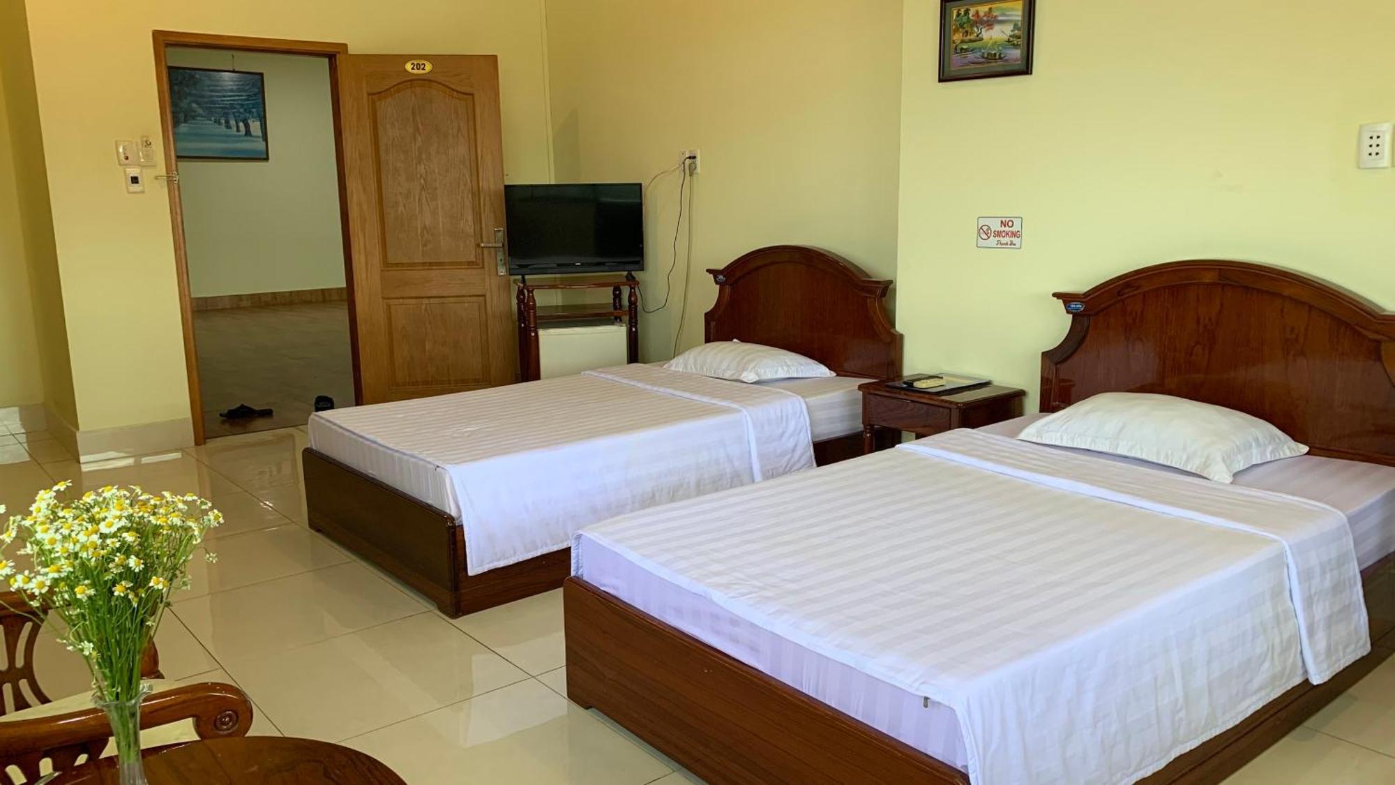 Hung Vuong Hotel Ben Tre Экстерьер фото