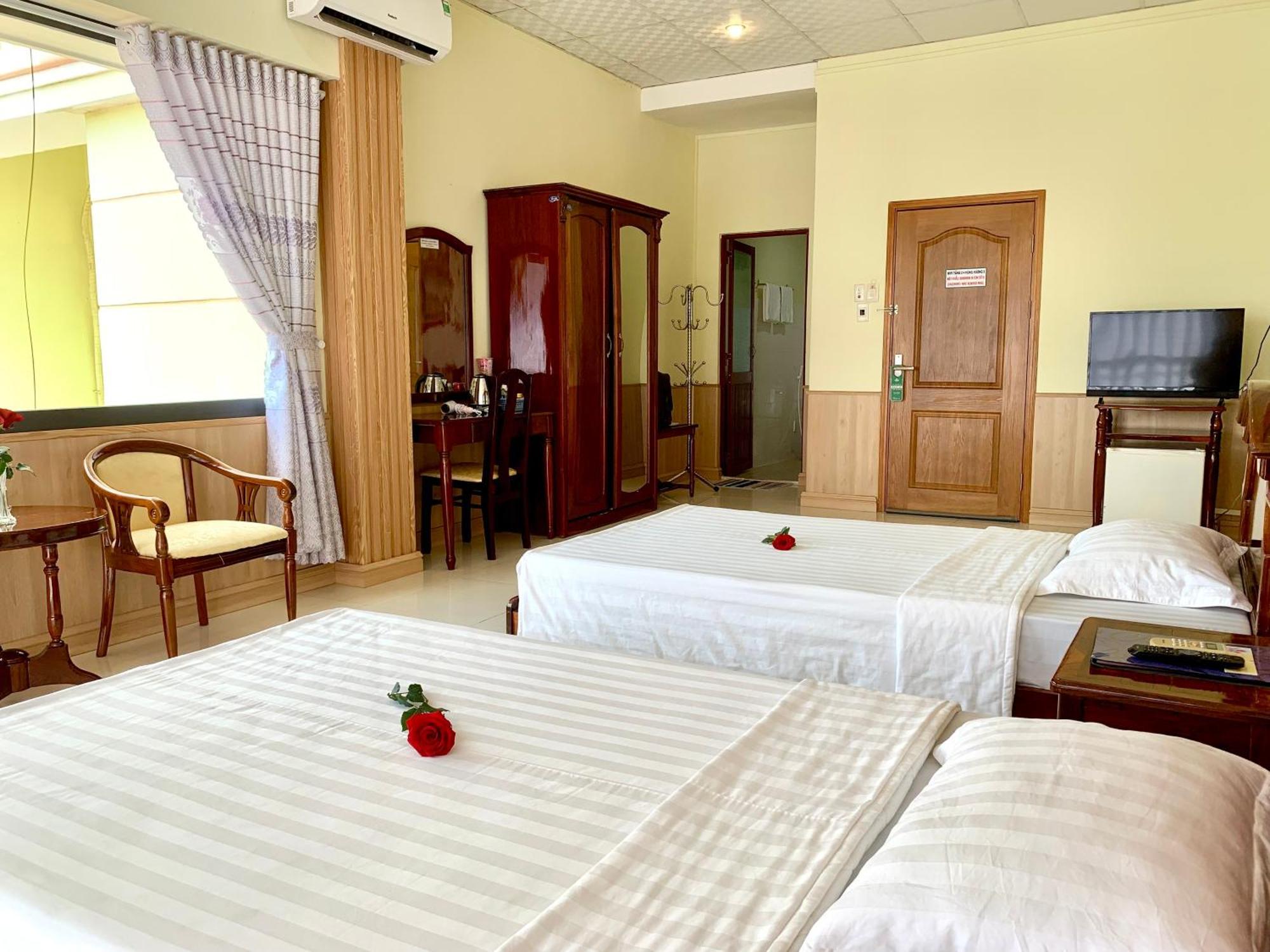 Hung Vuong Hotel Ben Tre Экстерьер фото